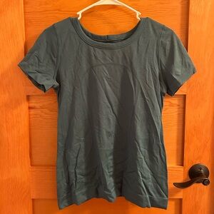 lululemon athletica Sea Green Short Sleeve Tee